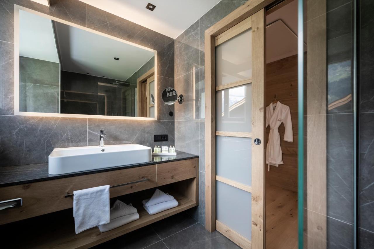 Small&Beautiful Hotel Gnaid Tirolo Extérieur photo